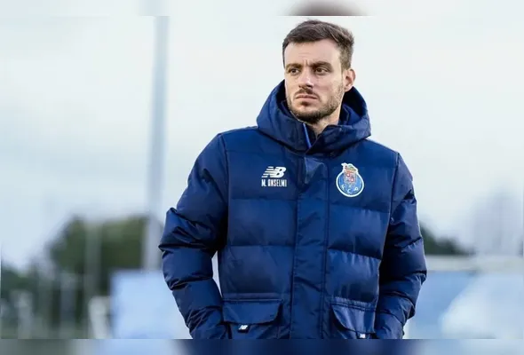 Imagem ilustrativa da imagem Botafogo anuncia contratação do técnico argentino Martín Anselmi, ex-Porto