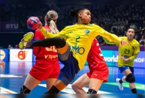 Imagem ilustrativa da imagem Brasil vence tchecas e vai à 2ª fase do Mundial Feminino de handebol