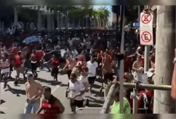 Imagem ilustrativa da imagem Confusão encerra festa do Flamengo no centro do Rio após desfile do tetra