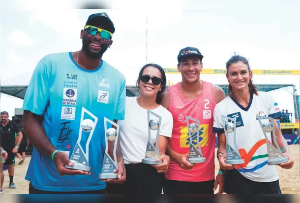 Imagem ilustrativa da imagem Duplas do Clube Aest no Circuito de Vôlei de Praia vão ao pódio