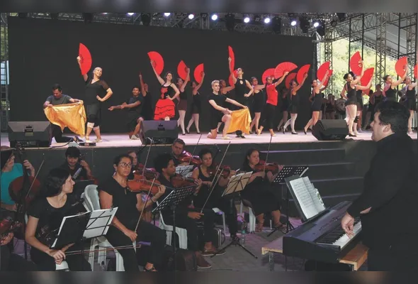 Imagem ilustrativa da imagem Espetáculo em clima de Natal nesta sexta e sábado em Vila Velha