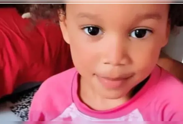 Esther Isabelly Pereira