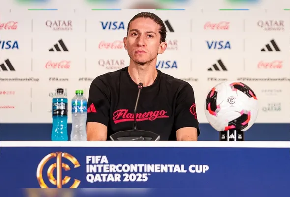 Imagem ilustrativa da imagem Filipe Luís aposta em DNA do Flamengo para surpreender PSG na final