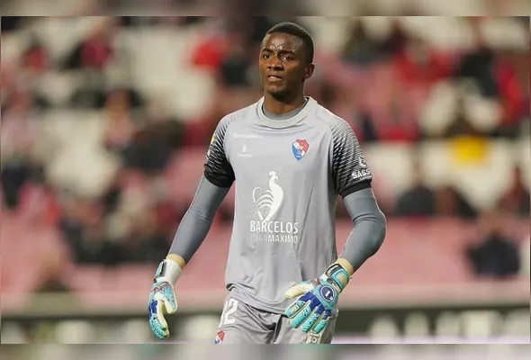 Imagem ilustrativa da imagem Flamengo oficializa a contratação do jovem goleiro Andrew por quatro temporadas