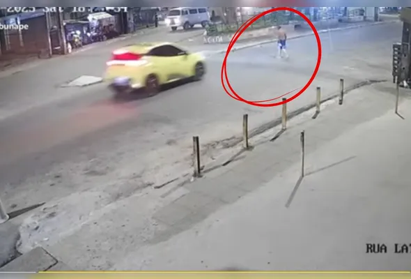 O idoso já estava terminando a travessia quando foi atingido por um motorista, que, na maior frieza, escapou sem prestar socorro