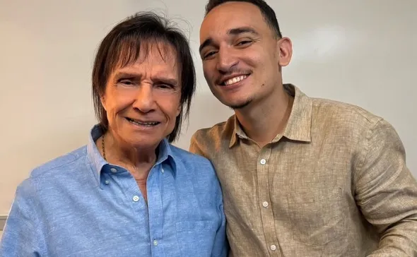 Imagem ilustrativa da imagem João Gomes se pronuncia e nega 'climão' com Roberto Carlos em show especial