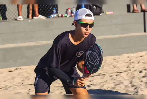 Imagem ilustrativa da imagem Joia estreia em desafio nacional de beach tennis