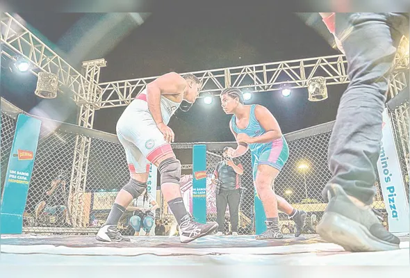 Oliveira Fight Combat 4 vai agitar a Praia de Camburi, em Vitória, no mês de janeiro