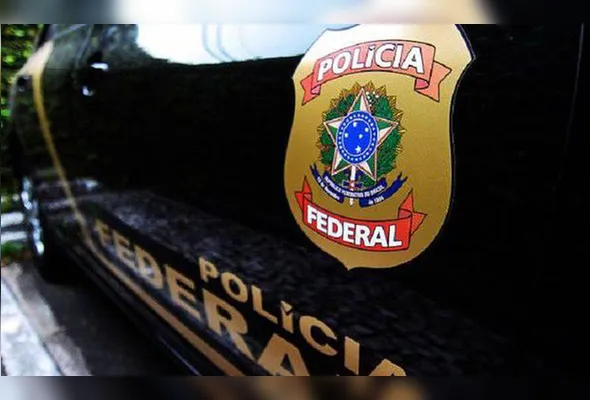 Ao todo, agentes federais cumprem 52 mandados de busca e apreensão e 16 mandados de prisão preventiva