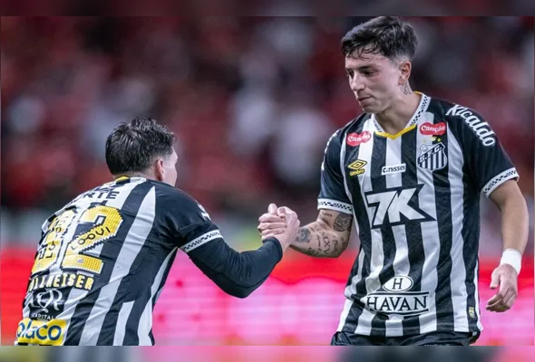 Imagem ilustrativa da imagem Risco de rebaixamento do Santos sobe para 57% na reta final do Brasileirão