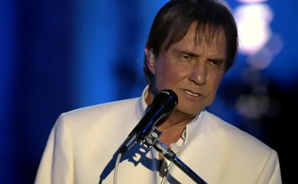 Imagem ilustrativa da imagem Roberto Carlos poderá ter uma emissora de rádio para tocar as suas músicas