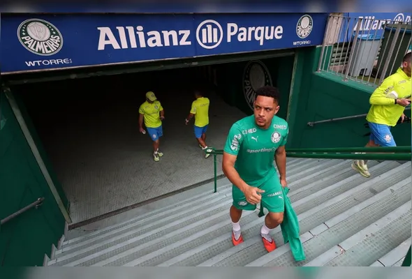 Imagem ilustrativa da imagem STJD adia julgamento de Vitor Roque, do Palmeiras, para depois da Data Fifa