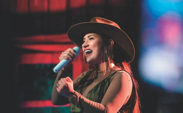 Imagem ilustrativa da imagem Simone Mendes: “Meu pai foi enterrado como indigente”