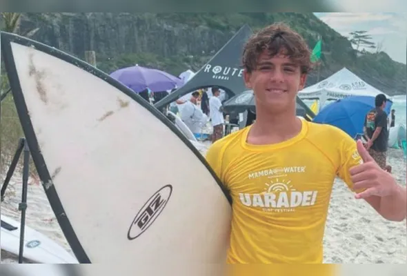 Imagem ilustrativa da imagem Surfista Eric Grattz garante pódios na final do Estadual