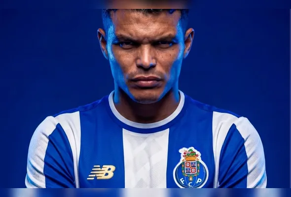 Imagem ilustrativa da imagem Thiago Silva é anunciado como novo reforço do Porto