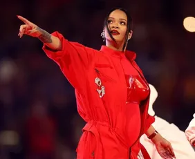 Imagem ilustrativa da imagem Rihanna está gravando novo álbum após hiato de dez anos, diz A$AP Rocky