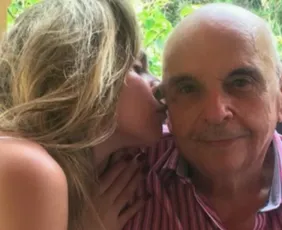 Imagem ilustrativa da imagem Ana Paula Renault diz que ficar no BBB 26 a impediu de morrer junto com o pai