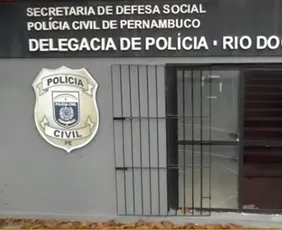Imagem ilustrativa da imagem Família foge após vídeo de abuso contra um menino e polícia descobre mais 6 vítimas