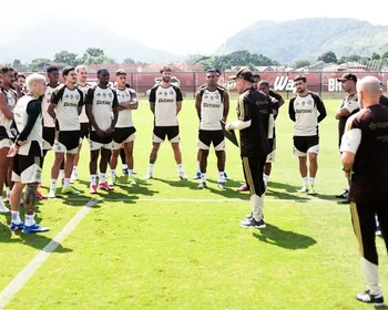 Imagem ilustrativa da imagem Brasileirão: Flamengo reencontra o Remo, do Pará, após 48 anos