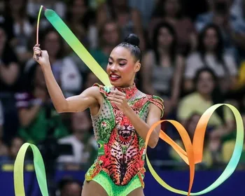 Imagem ilustrativa da imagem Capixaba Geovanna Santos conquista medalha na Copa do Mundo de ginástica rítmica
