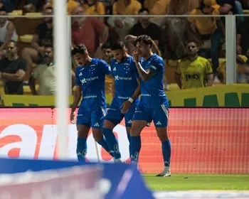 Imagem ilustrativa da imagem Com pênalti polêmico, Cruzeiro busca empate contra Mirassol e soma primeiro ponto