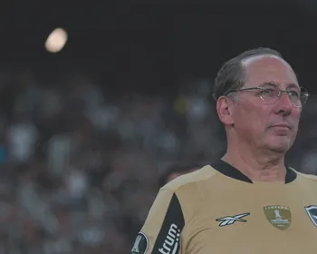 Imagem ilustrativa da imagem Crise com John Textor leva Botafogo ao mercado