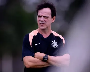 Imagem ilustrativa da imagem Diniz estreia no Corinthians com missão de ajustar ataque