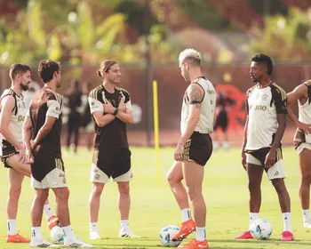 Imagem ilustrativa da imagem Flamengo busca confirmar vaga na decisão do Estadual