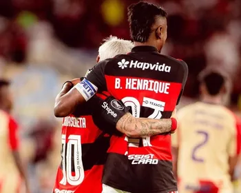 Imagem ilustrativa da imagem Flamengo goleia Medellín com brilho de geração 2019 e vira líder do Grupo A