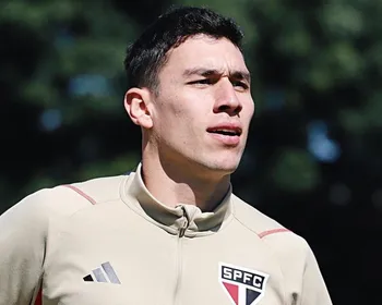 Imagem ilustrativa da imagem Fogão retoma negociação por empréstimo do zagueiro Ferraresi