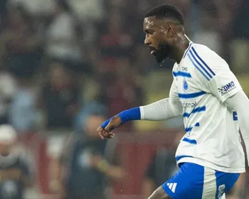 Imagem ilustrativa da imagem Gerson é intimado e recebe cobrança de R$ 42,7 milhões do Flamengo