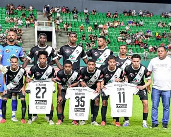Imagem ilustrativa da imagem Goleiro Bruno defende dois pênaltis, mas Vasco-AC é eliminado da Copa do Brasil