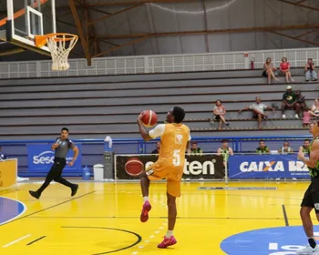 Imagem ilustrativa da imagem IVV/Cetaf enfrenta time catarinense na Liga Ouro