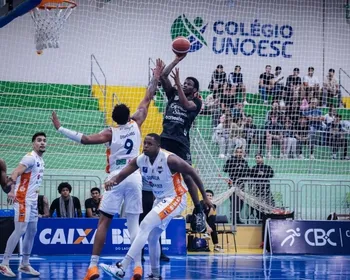 Imagem ilustrativa da imagem Instituto Viva Vida vence e segue na disputa da Liga Ouro de Basquete