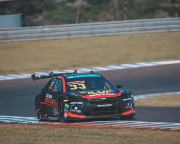 Imagem ilustrativa da imagem Nelsinho Piquet vence etapa de Cascavel na Stock Car