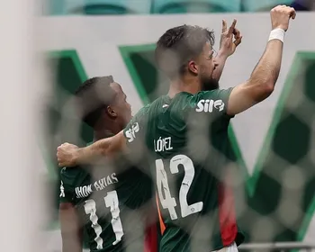 Imagem ilustrativa da imagem Palmeiras arranca vitória contra o Bahia no fim e abre ainda mais na ponta