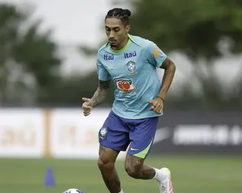 Imagem ilustrativa da imagem Presidente do Barcelona critica Fifa após lesão de Raphinha na seleção