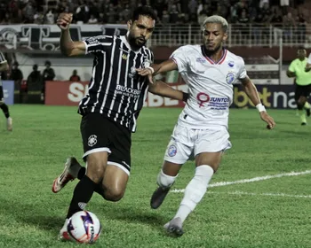 Imagem ilustrativa da imagem Rio Branco perde em casa e adia vaga no mata-mata