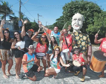 Imagem ilustrativa da imagem “Sextou”: Carnaval com trios elétricos, blocos e shows de graça na Grande Vitória