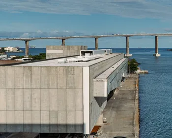 Imagem ilustrativa da imagem Temporada de Abertura: Cais das Artes coloca o ES na rota de eventos e espetáculos