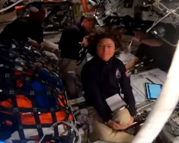 Imagem ilustrativa da imagem Tripulação da Artemis 2 bate recorde de distância da Terra