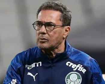 Imagem ilustrativa da imagem Vanderlei Luxemburgo é internado em UTI após mal-estar