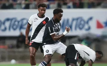 Imagem ilustrativa da imagem Após atraso devido à chuva, Remo e Vasco empatam pelo Brasileirão