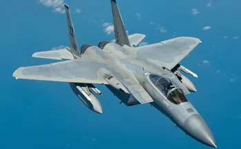 Imagem ilustrativa da imagem Após ultimato de Trump, Irã diz ter atingido caça F-15 que sobrevoava Ormuz