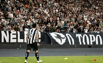 Imagem ilustrativa da imagem Botafogo empata e decide a Taça Rio com o Bangu