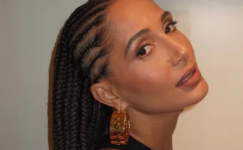 Imagem ilustrativa da imagem Camila Pitanga tem celular roubado e alerta seguidores sobre possíveis mensagens