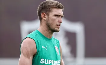 Imagem ilustrativa da imagem Castillo é regularizado e pode estrear nesta quinta