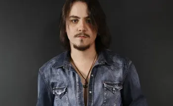 Imagem ilustrativa da imagem Clássicos da música internacional com Dino Fonseca em Pedra Azul