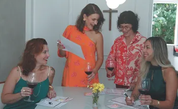 Imagem ilustrativa da imagem “Clubes de Mulheres” para tratar temas sérios e descontrair