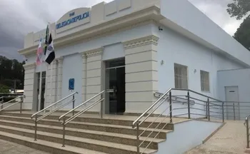 Imagem ilustrativa da imagem Delegado preso por suspeita de importunação sexual contra adolescente é solto